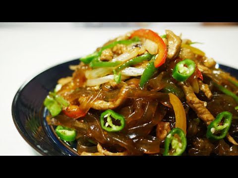 팬 하나로 손쉽게 만드는 납작당면 잡채 레시피 Korean JAPCHAE made with one fan