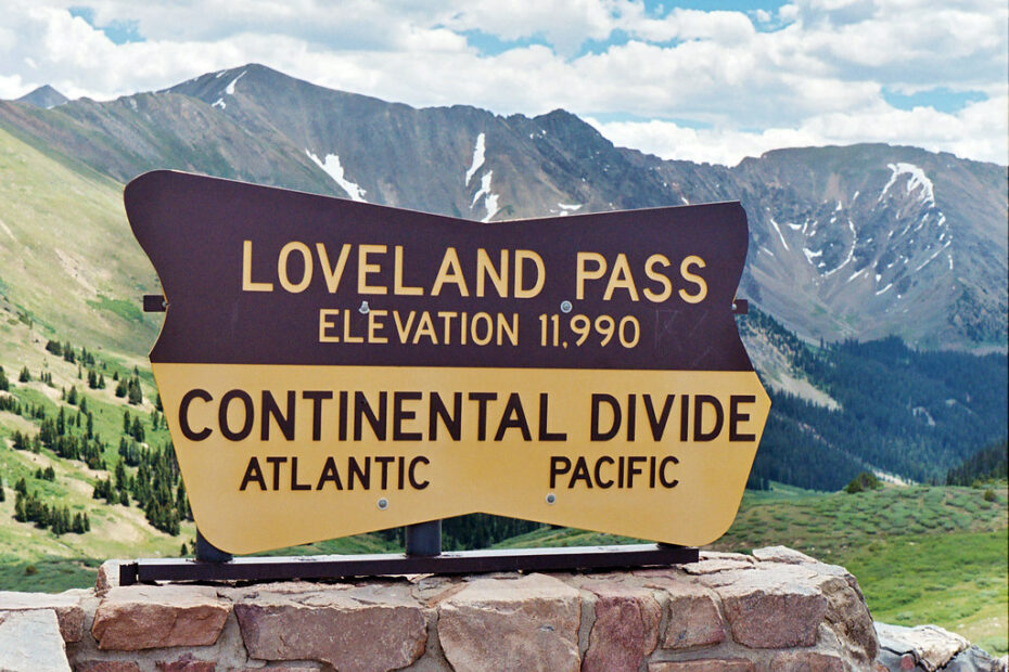 Loveland Pass Sign, Colorado | Loveland Pass, At 11,990 Feet… | Flickr