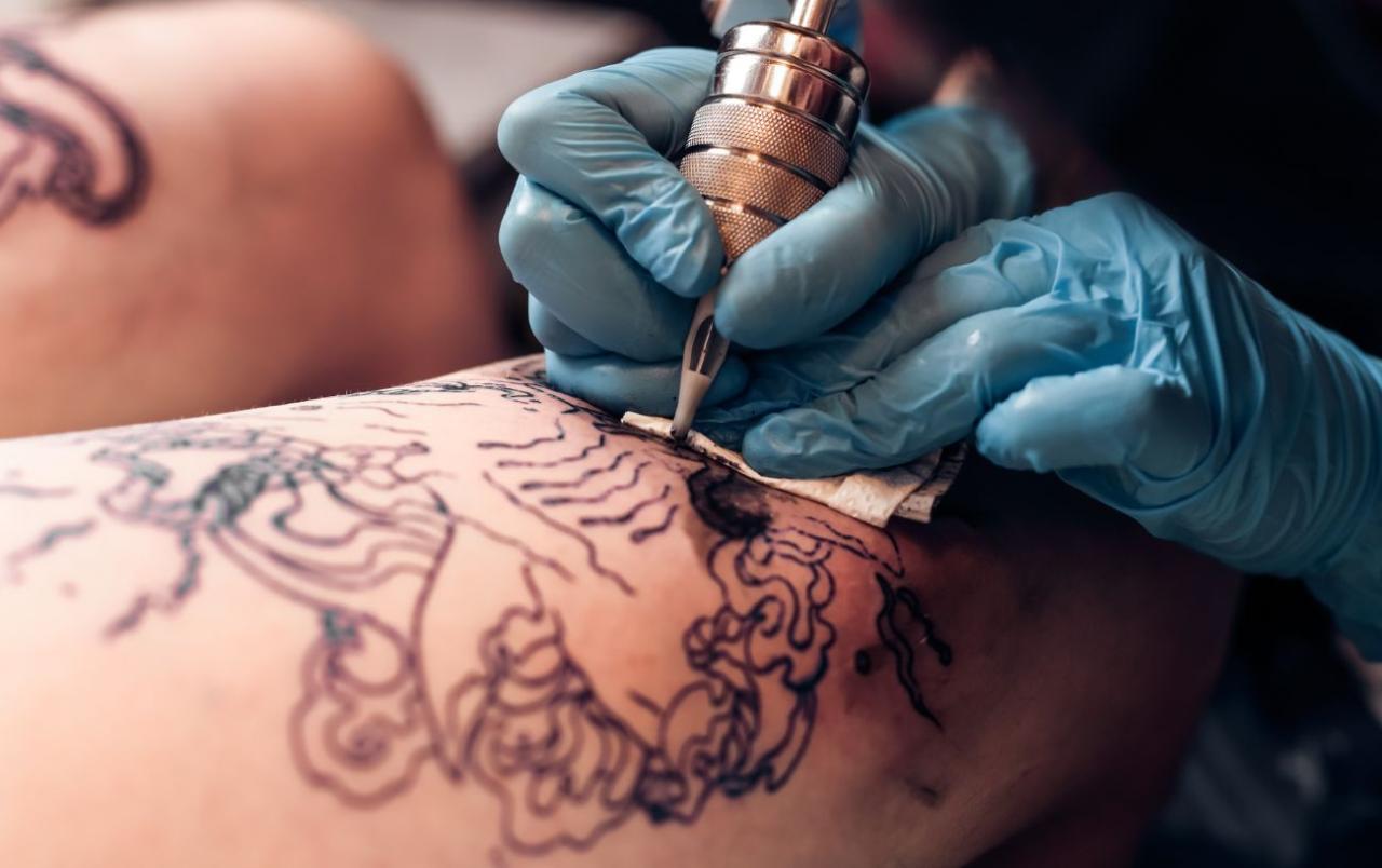 Can You Work Out After Getting A Tattoo? Here'S How Long To Wait