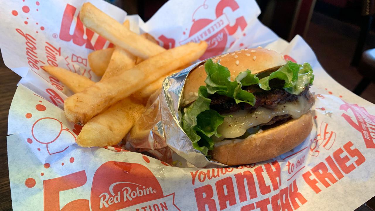 We Finally Know Why Red Robin Is So Cheap